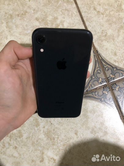 iPhone Xr, 64 ГБ