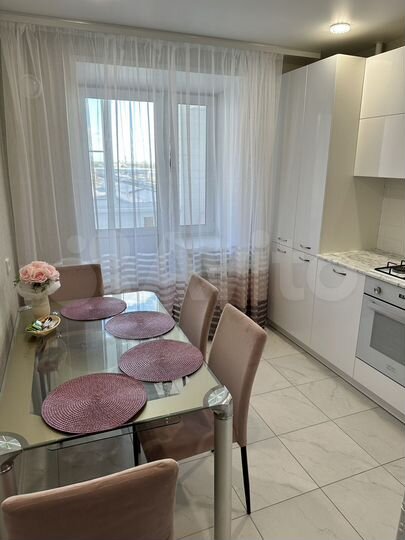 1-к. квартира, 42 м², 7/10 эт.