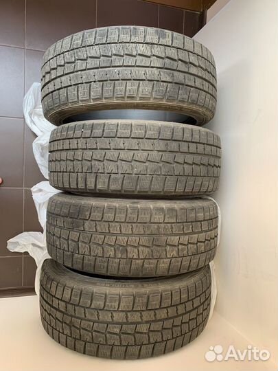 Dunlop SP Winter Maxx WM01 215/45 R17 87Q