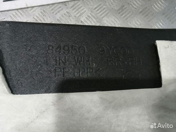 Обшивка багажника правая Nissan Teana J31