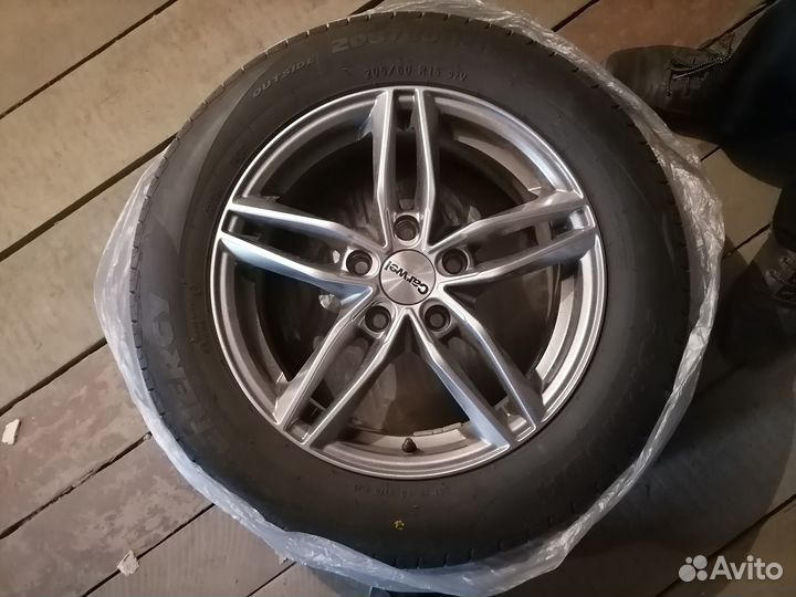 R16 Pirelli Formula Energy 205/60, PCD 5x114.3 DIA 66.7