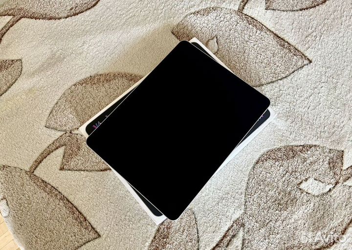 iPad Pro 12.9 2022 M2 128gb Wi-Fi + Cellular