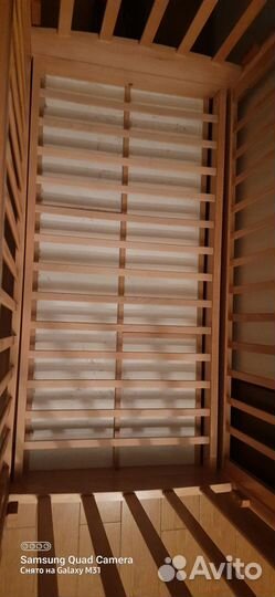 Кроватка детская с ящиком и маятниковым механизмом