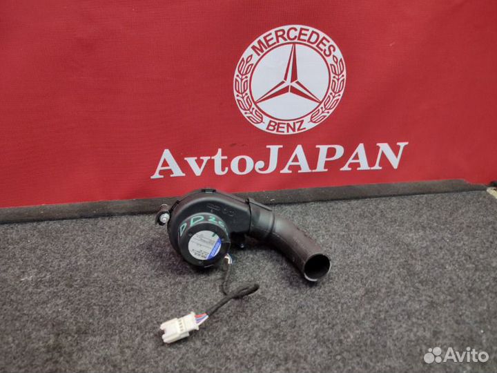 Радиальный вентилятор Mercedes-Benz C W204 M271