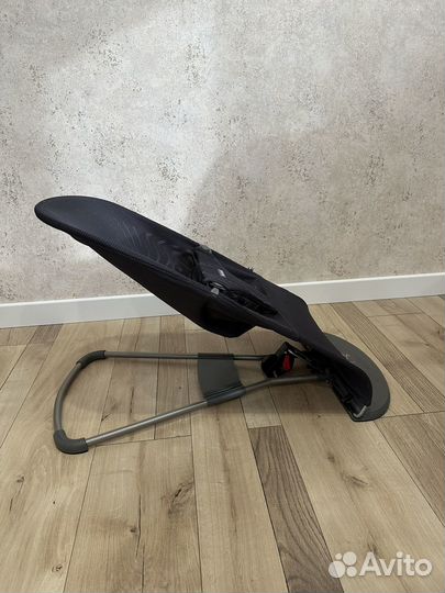 Шезлонг детский babybjorn