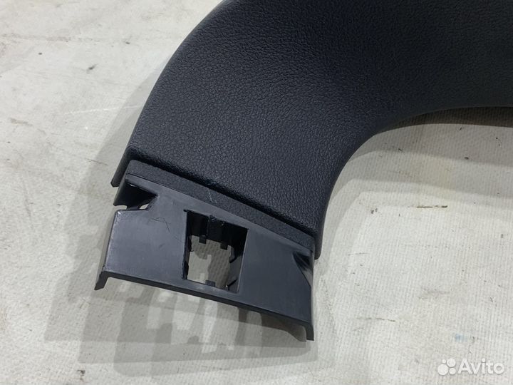 Обшивка крышки багажника левая и правая Audi A7 4G