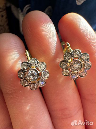 Бриллиантовые серьги ромашки 750 пробы