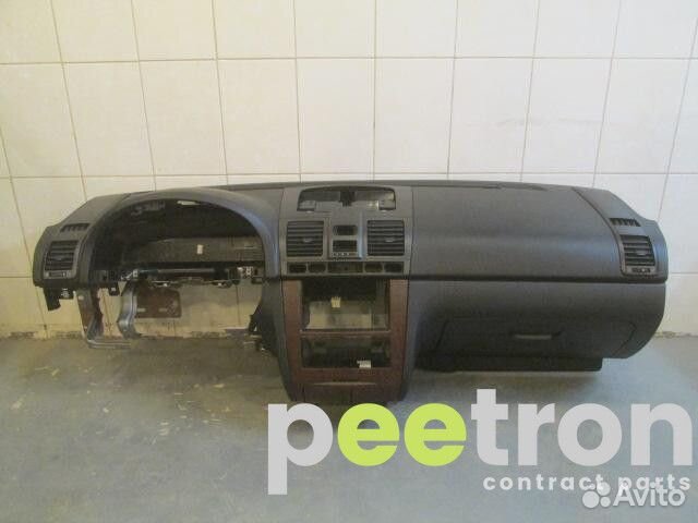 Б/У Б/У Торпедо 7651D08018LAM ssang yong