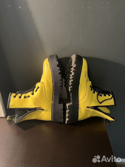 Dr. Martens Lair Cushion Soles