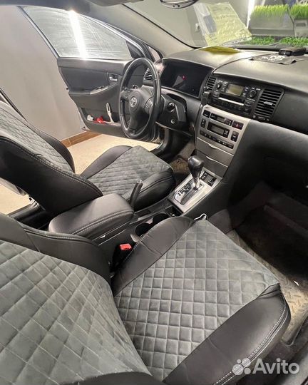 Автомобильные чехлы Бежевого цвета с алькантарой