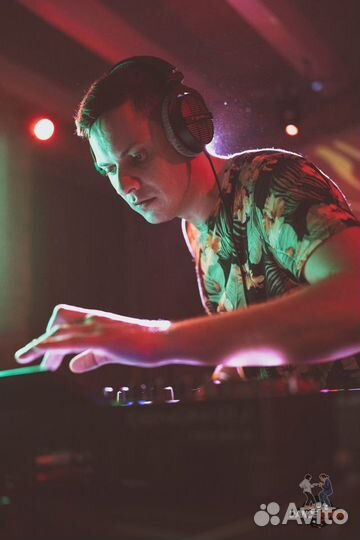 Диджей на мероприятие