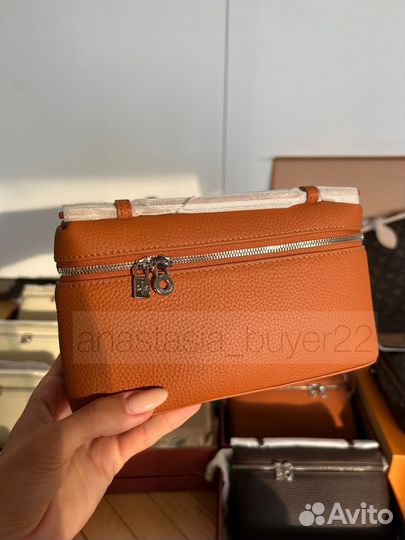 Сумка Loro Piana Pouch L19