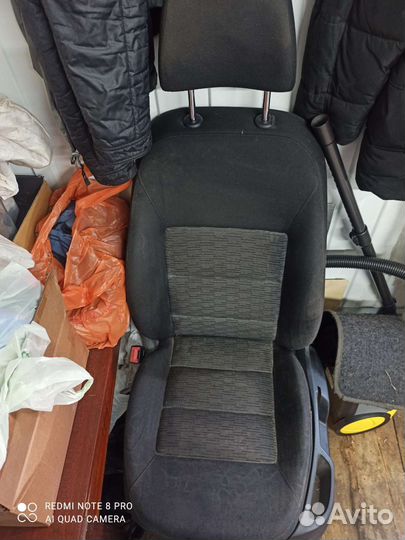 Продам водительское сиденье Шкода Октавия А5