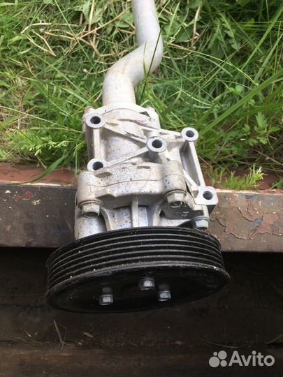 Помпа Mitsubishi Outlander хl