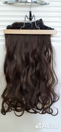 Волосы на заколках искусственные