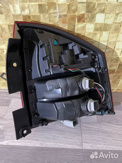 Ориг Фонарь задний левый Jeep Compass 10-13 г LED