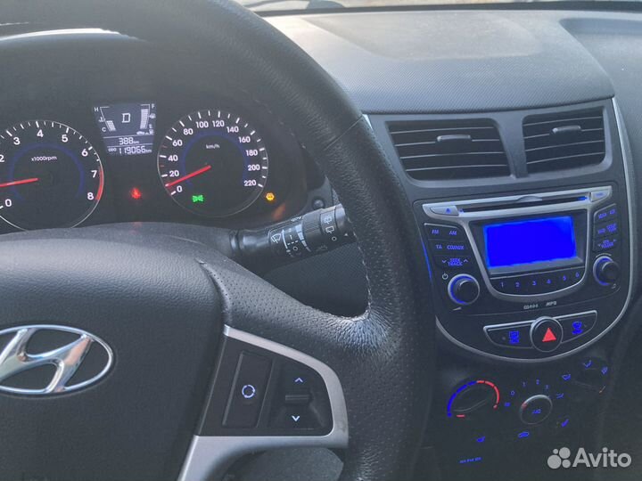 Магнитола hyundai solaris 1 + рамка