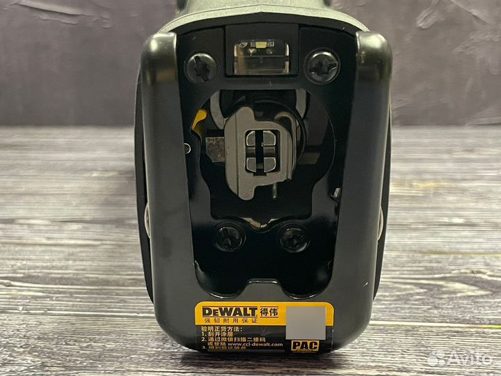 Сабельная пила Dewalt DCS386 Азия