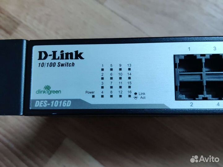Коммутатор D-Link DES-1016D