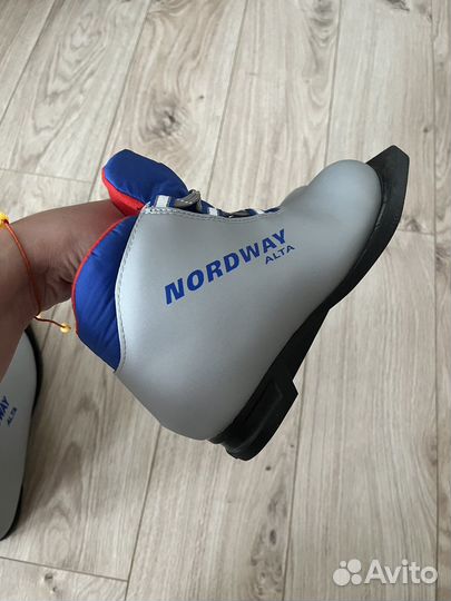 Лыжные ботинки nordway