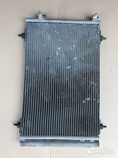 Радиатор кондиционера Peugeot 308