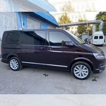 Volkswagen Multivan 2.0 AMT, 2015, 229 400 км, с пробегом, цена 3 999 999 руб.