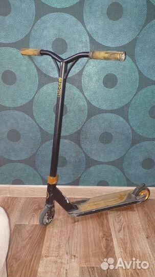 Трюковой самокат Hipe