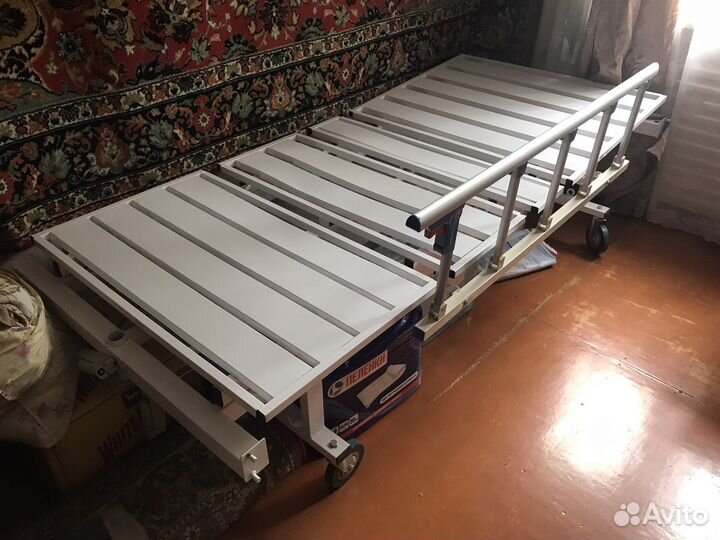 Кровать для лежачих больных