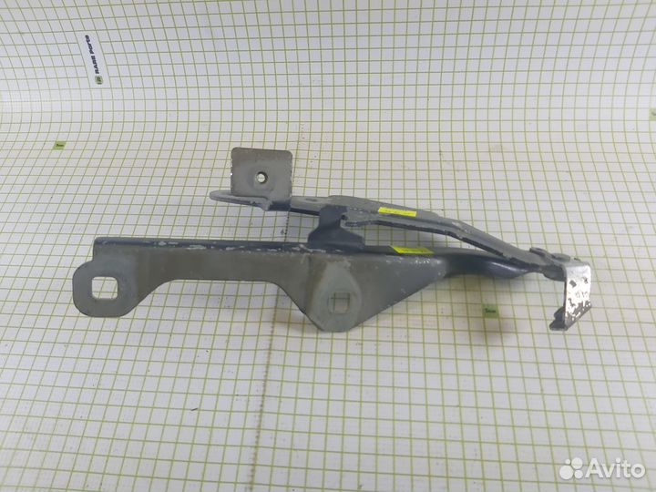 Петля капота для Ford Mustang 6 RH