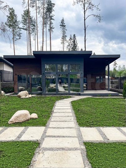 Дом 180 м² на участке 11 сот.