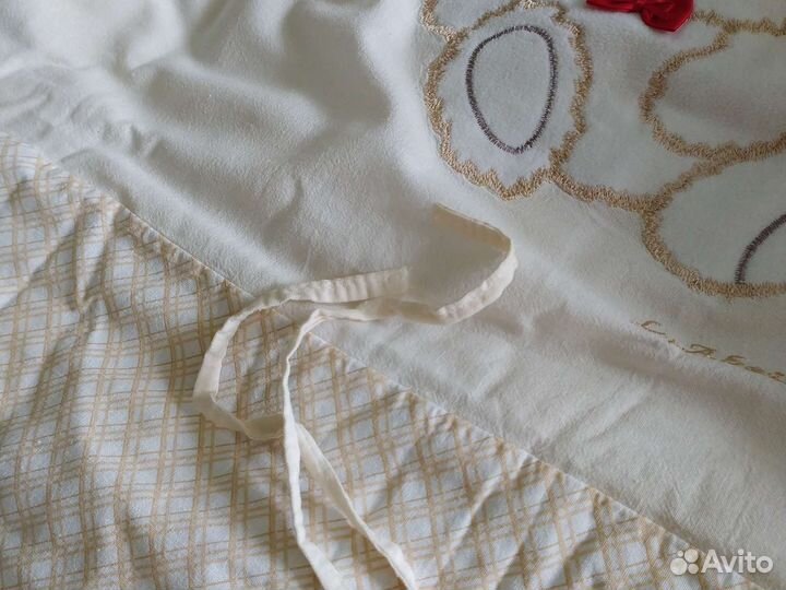 Бортики и белье в кроватку