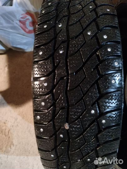 Viatti Bosco Nordico V-523 215/70 R16