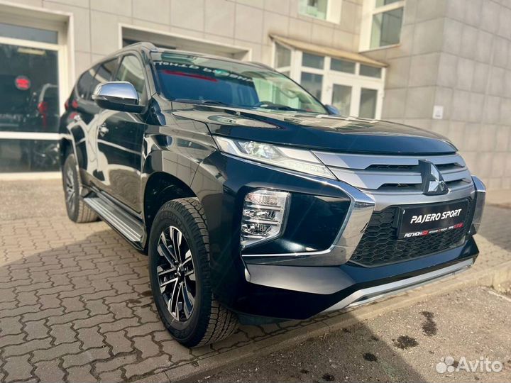 Mitsubishi Montero Sport 3.0 AT, 2023