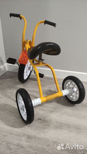 Трехколесный велосипед Зубренок