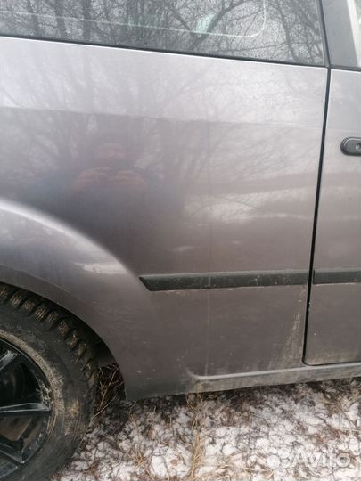 Крыло заднее б/у Ford Fiesta mk5 купе