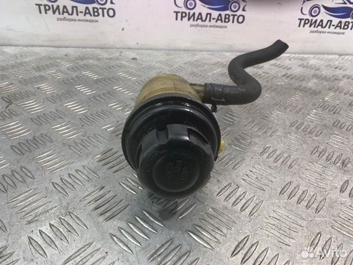 Бачок жидкости гур Hyundai Santa Fe 2 D4EB