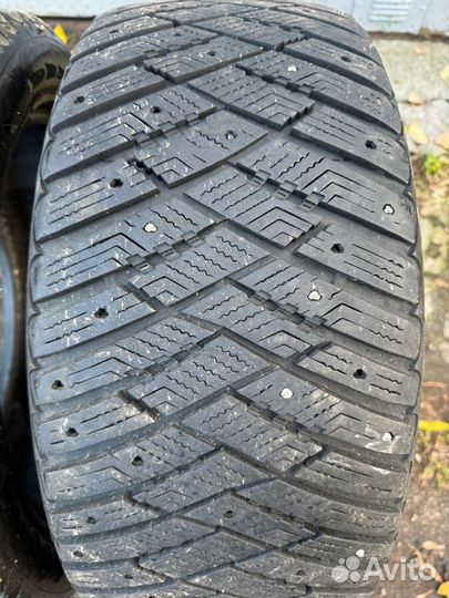 Goodyear Ultragrip Ice Arctic 245/50 R18 104T