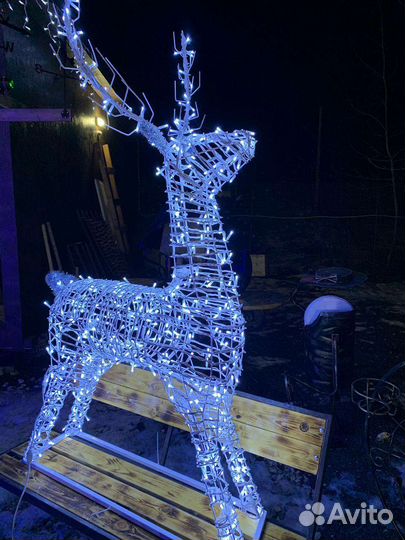 Олень светодиодный
