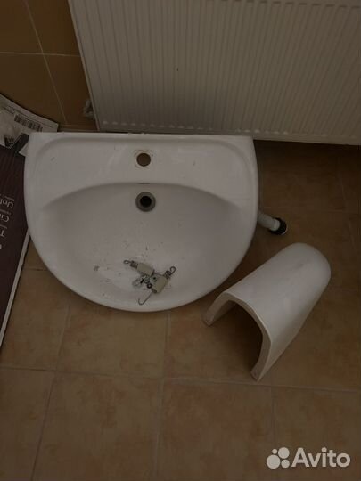 Раковина в ванную бу