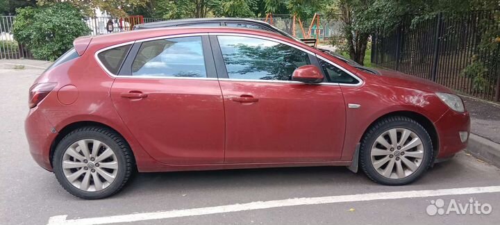 Opel Astra 1.6 AT, 2010, 180 000 км