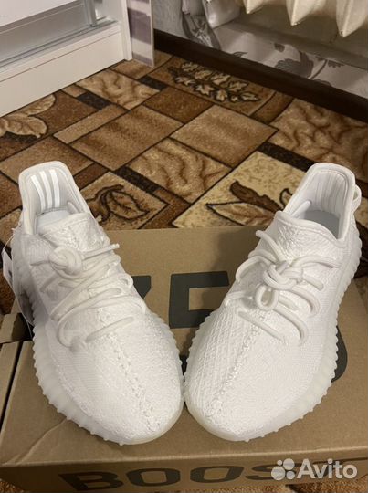 Кроссовки adidas yeezy boost 350 женские