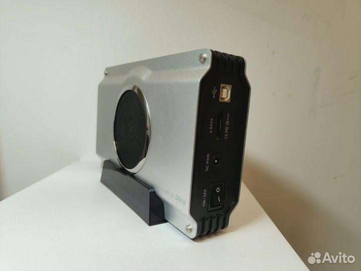 Внешний винчестер Transcend StoreJet 35 Ultra