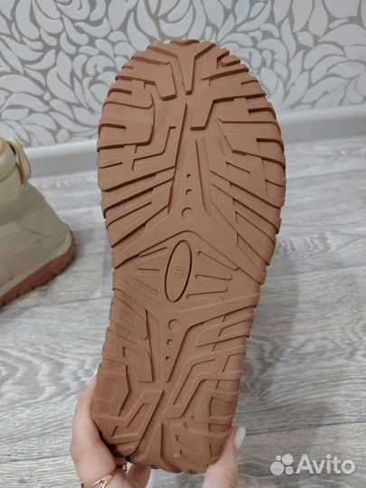 Ботинки зимние новые