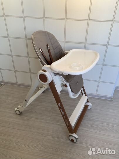 Стульчик для кормления happy baby berny v2