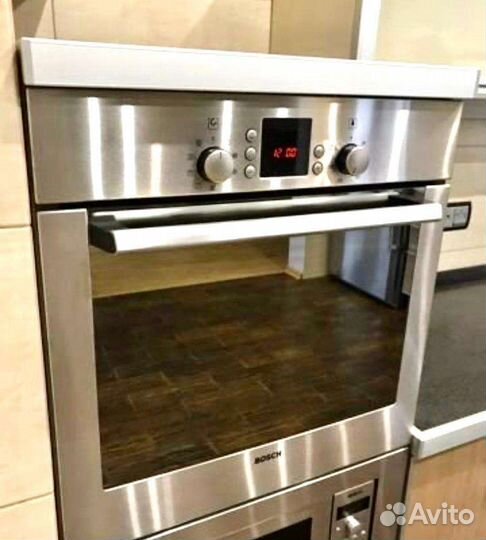 Духовка Bosch с выездной дверью,привезу