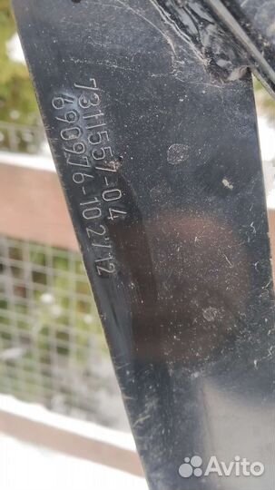 V образная распорка f30