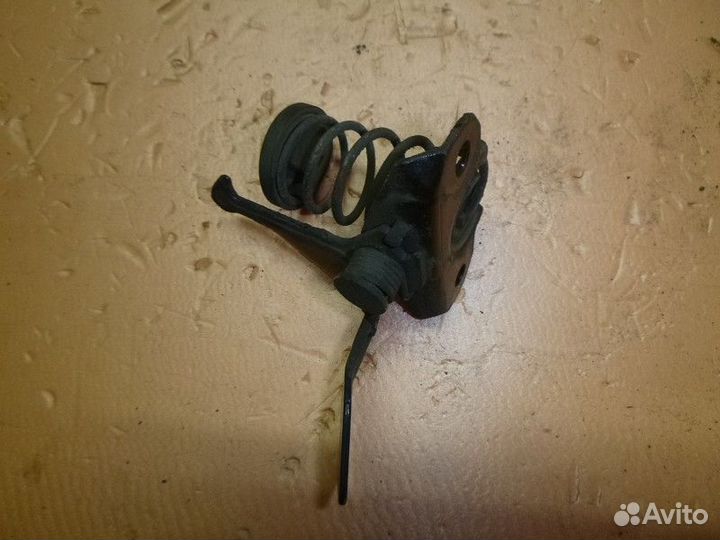 Замок капота (крюк) infiniti EX/QX50 (J50) 2008-20