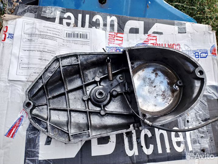 Правая крышка картера Иж планета 3