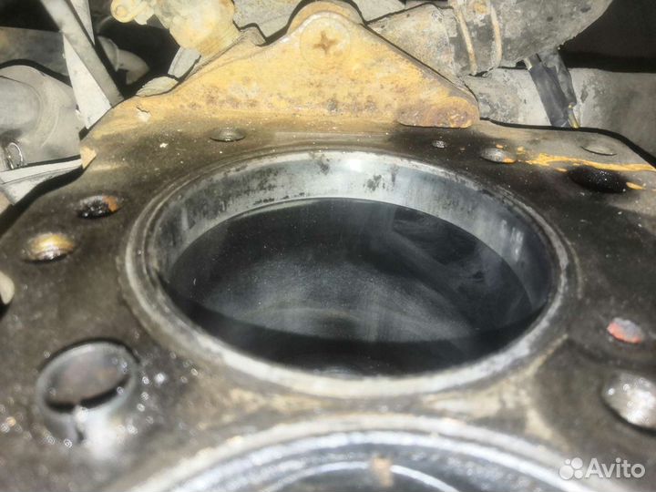 Двигатель isuzu c240 с МКПП в сборе