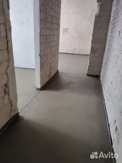 Полусухая стяжка пола механизированная